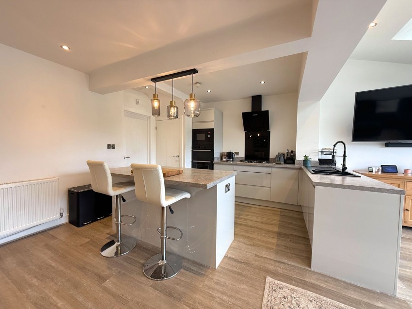Images for Glebelands Road, Sale, M33