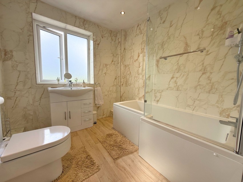 Images for Glebelands Road, Sale, M33