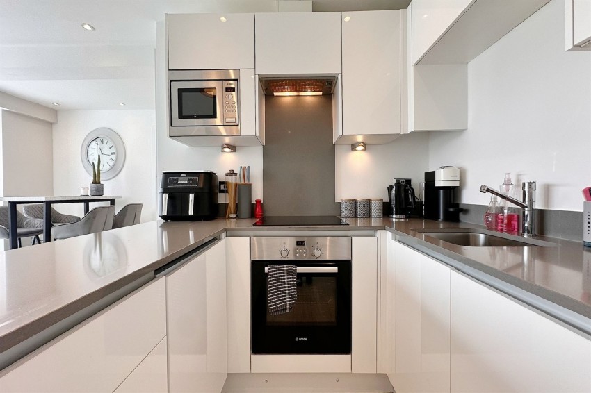 Images for Queensway, Poynton, SK12