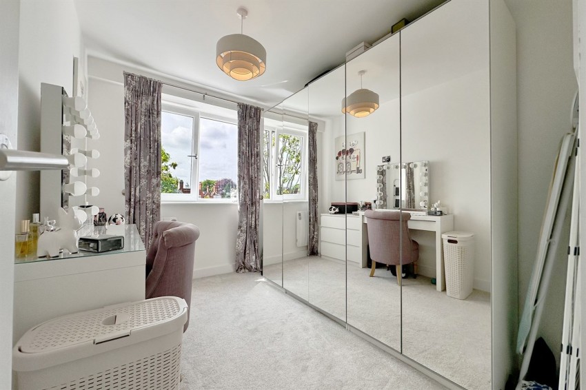 Images for Queensway, Poynton, SK12