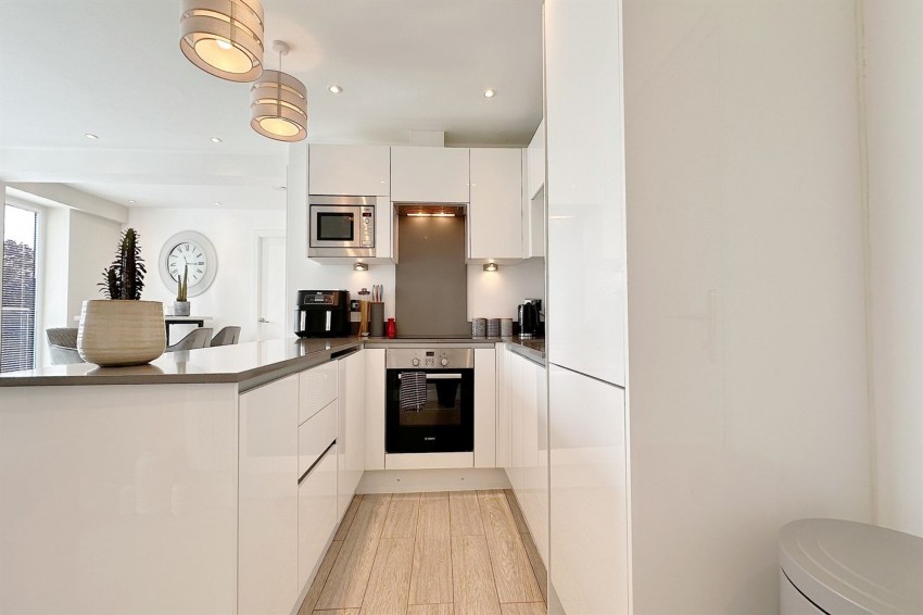 Images for Queensway, Poynton, SK12