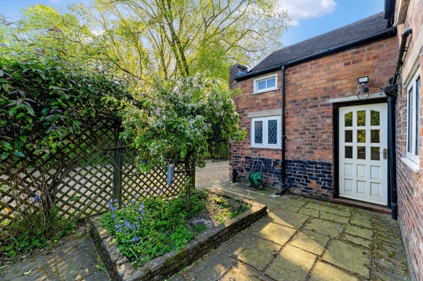 Images for Chester Road, Macclesfield, SK11