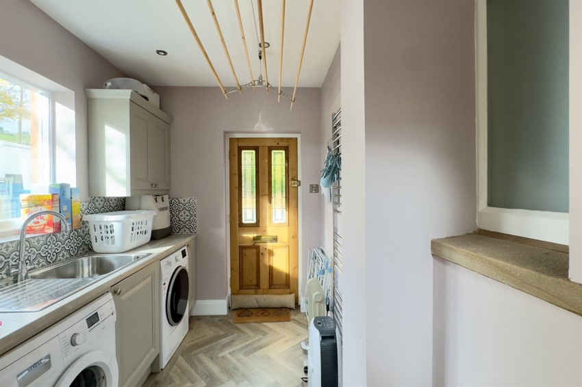 Images for Dinting Road, Glossop, SK13