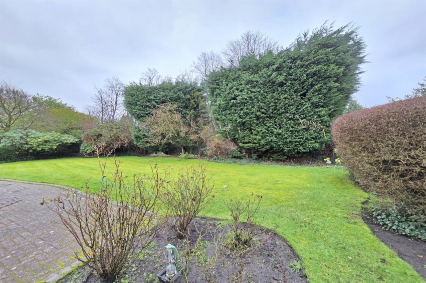 Images for South Meade, Timperley, WA15