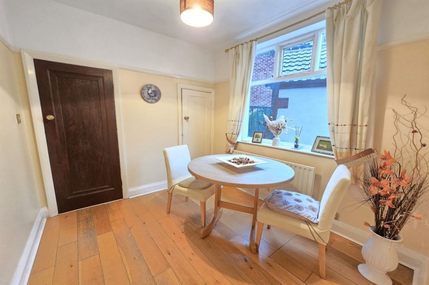 Images for South Meade, Timperley, WA15