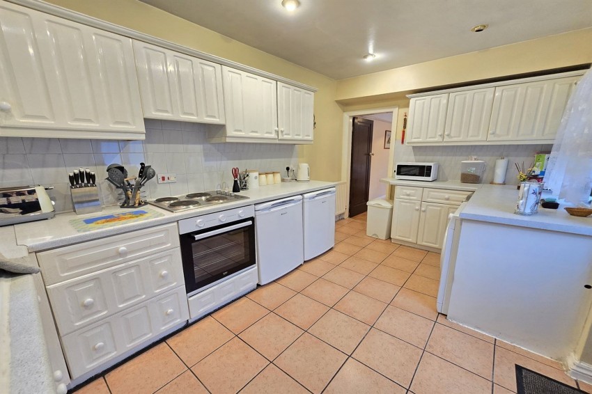 Images for South Meade, Timperley, WA15