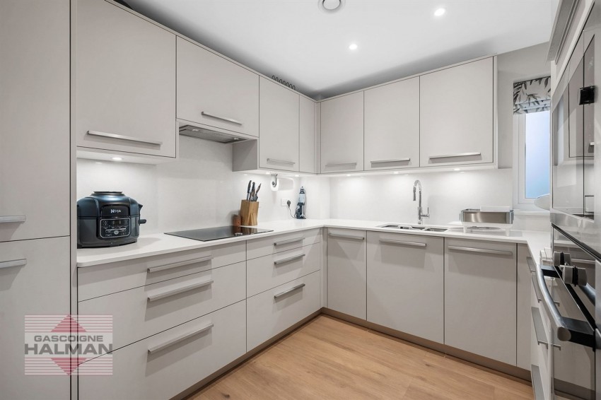 Images for Holly Road North, Wilmslow, SK9