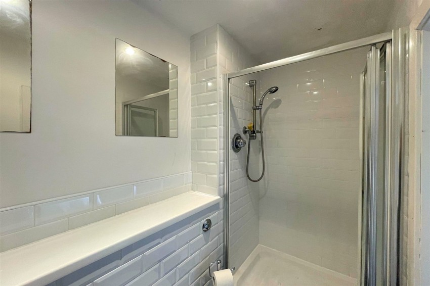 Images for Wharf Road, Sale, M33