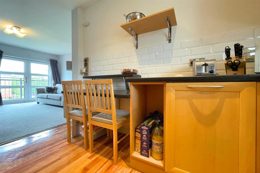 Images for Wharf Road, Sale, M33