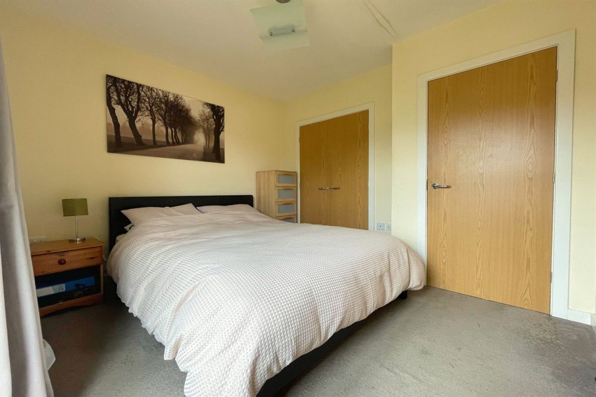 Images for Wharf Road, Sale, M33