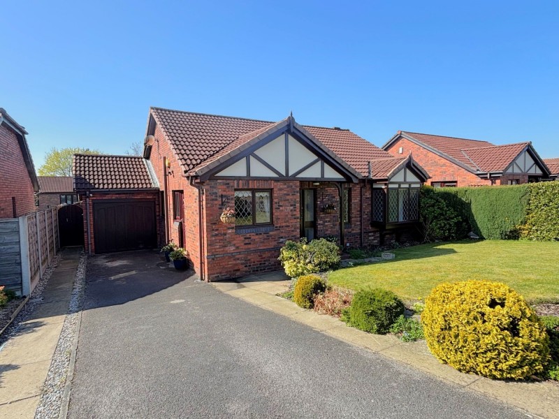 Freshfield Drive, Macclesfield, SK10