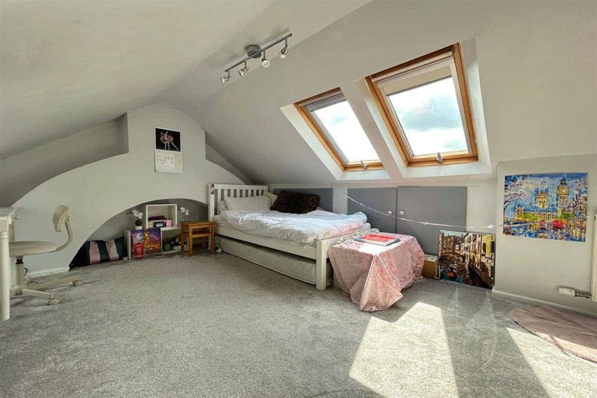 Images for Cranleigh Drive, Brooklands, M33