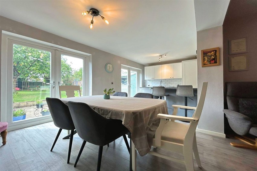 Images for Cranleigh Drive, Brooklands, M33