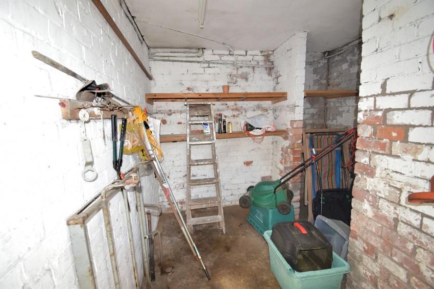 Images for Williamson Crescent, Whaley Bridge, SK23