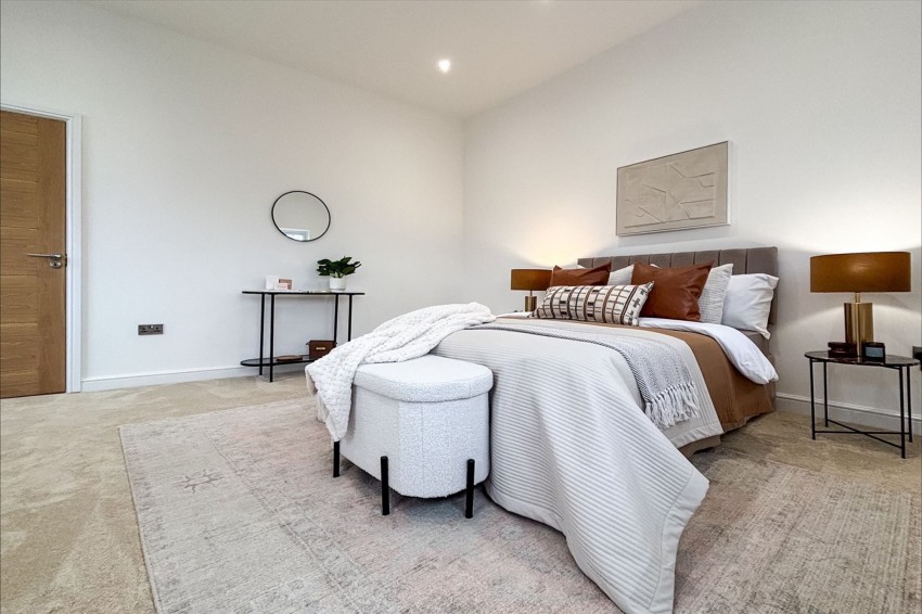 Images for Highfield Avenue, Sale, M33