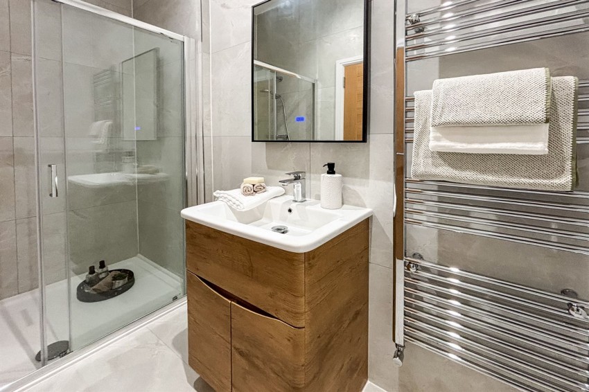 Images for Highfield Avenue, Sale, M33