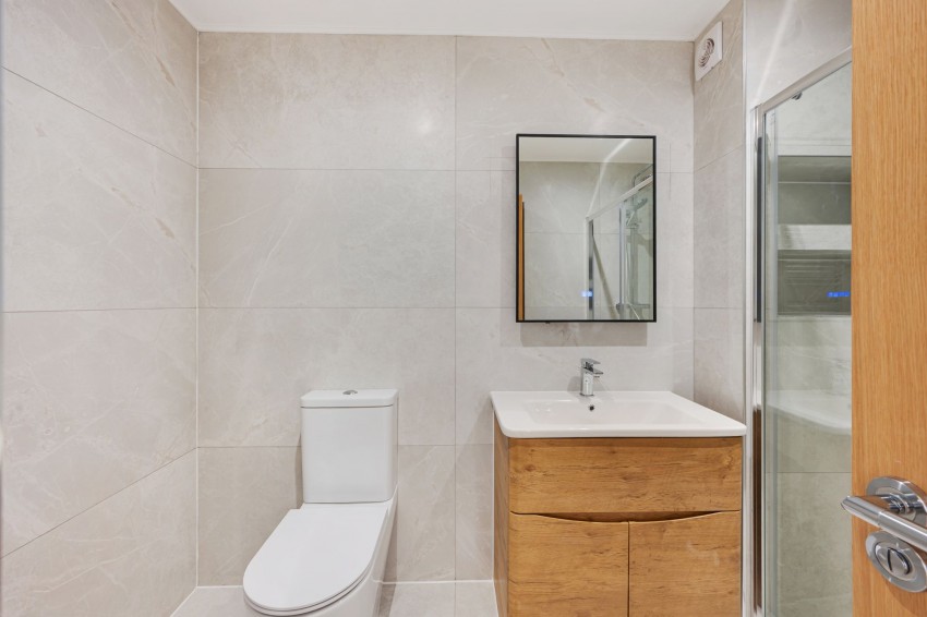 Images for Highfield Avenue, Sale, M33