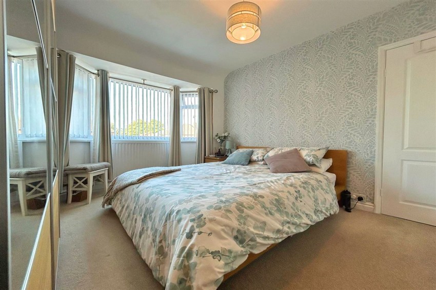 Images for Vyner Grove, Sale, M33