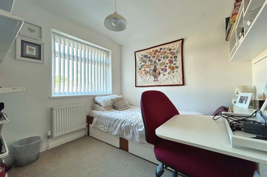 Images for Vyner Grove, Sale, M33
