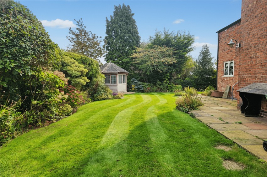 Images for 32 Cliff Road, Acton Bridge, CW8