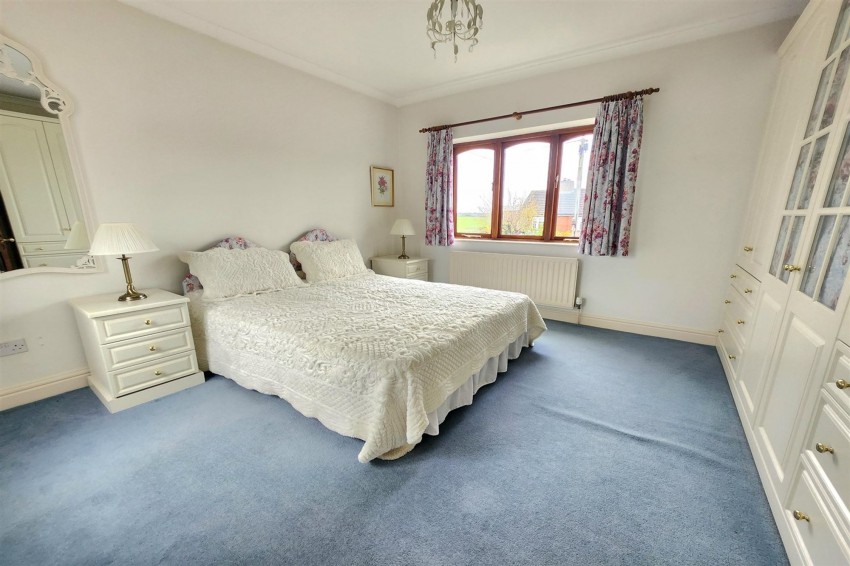 Images for 32 Cliff Road, Acton Bridge, CW8