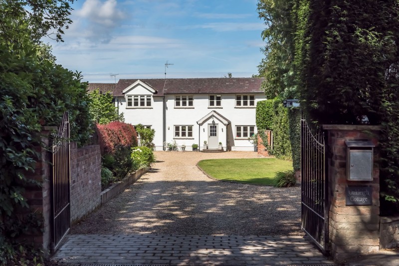 Brook Lane, Alderley Edge, SK9