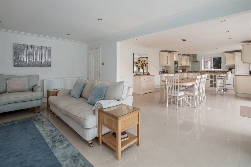 Images for Willowmead Drive, Prestbury, SK10