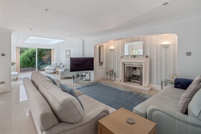 Images for Willowmead Drive, Prestbury, SK10