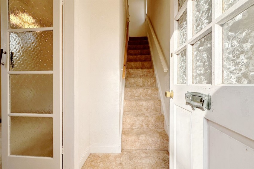 Images for Oak Grove, Poynton, SK12