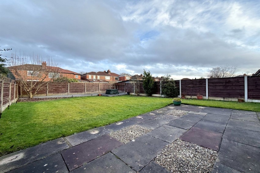 Images for Avonlea Road, Sale, M33