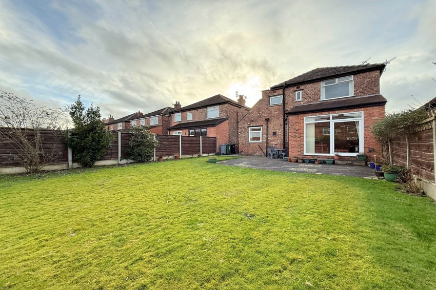 Images for Avonlea Road, Sale, M33