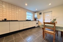 Images for Avonlea Road, Sale, M33