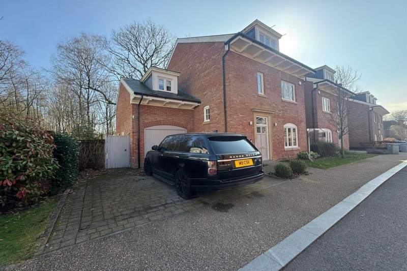 Vale Crescent, Nether Alderley, SK10
