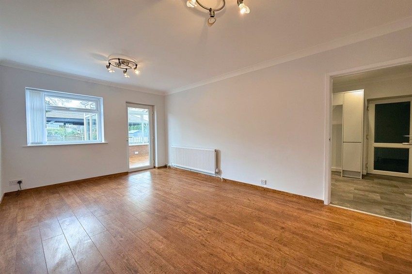 Images for Cranleigh Drive, Brooklands, M33