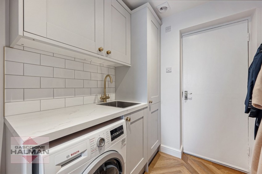 Images for Lindow Fold Drive, Wilmslow, SK9