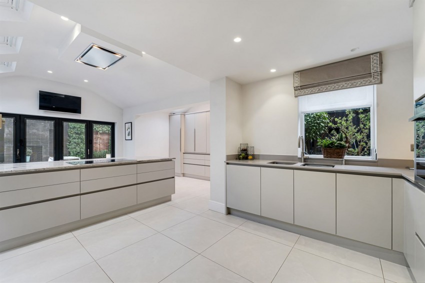 Images for Whitbarrow Road, Lymm, WA13