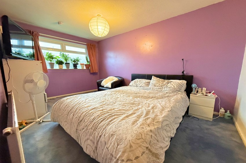 Images for Westbury Avenue, Sale, M33