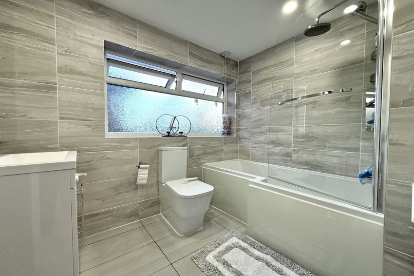 Images for Woodlands Drive, Sale, M33