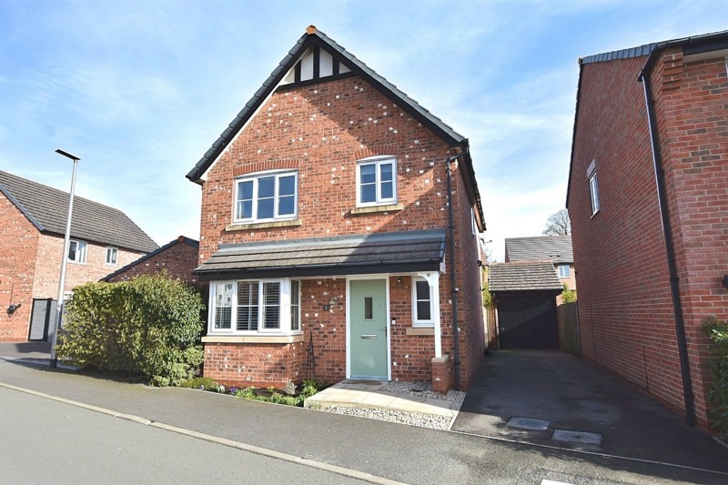 Dee Avenue, Holmes Chapel, CW4