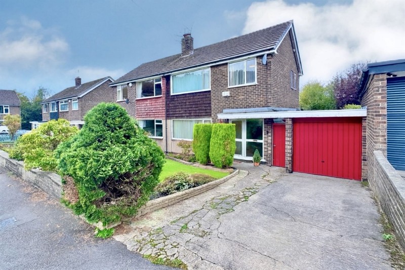 Littlebrook Close, Hadfield, SK13