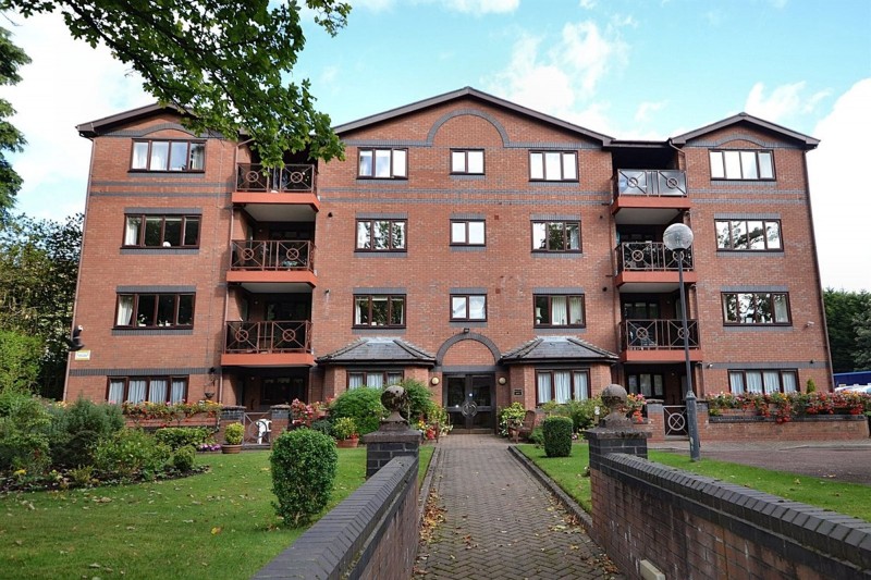 Spath Road, Barfield House, M20