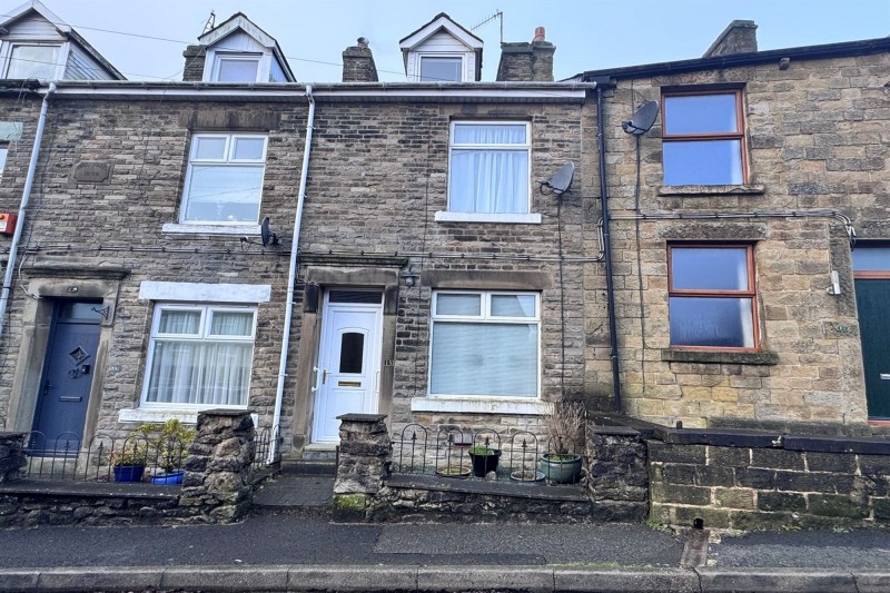 Station Road, Dove Holes, SK17