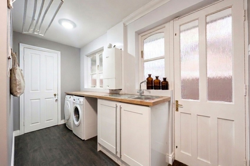 Images for Woodside Lane, Poynton, SK12
