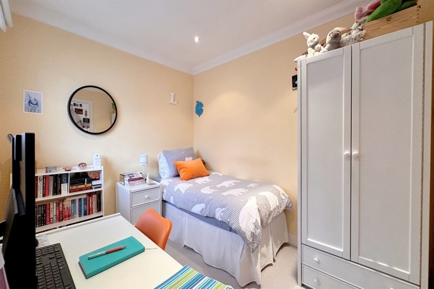 Images for Woodside Lane, Poynton, SK12