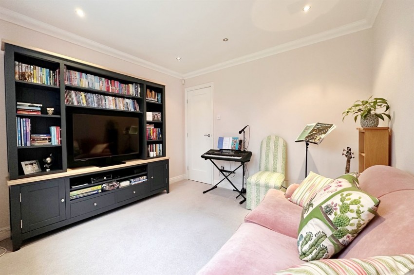 Images for Woodside Lane, Poynton, SK12