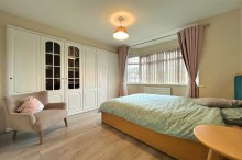 Images for Wood Road, Sale, M33