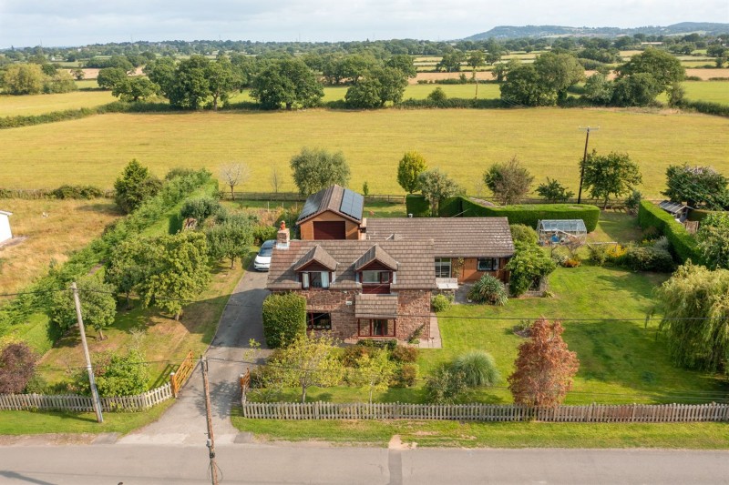 Long Green, Great Barrow, CH3