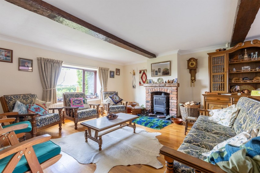 Images for Long Green, Great Barrow, CH3