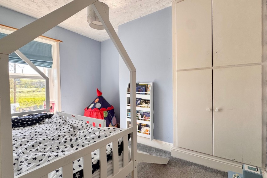 Images for Woolley Lane, Hollingworth, SK14