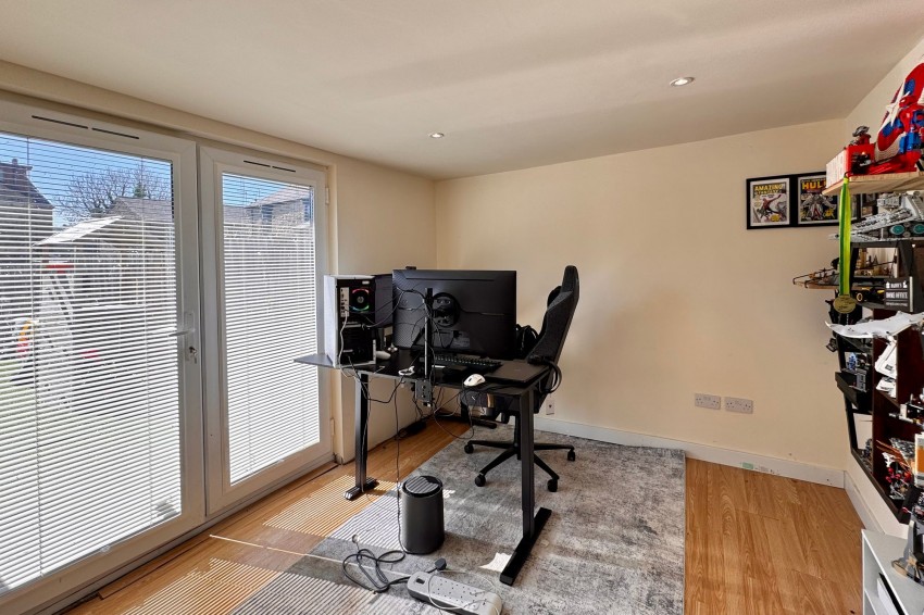 Images for Woolley Lane, Hollingworth, SK14